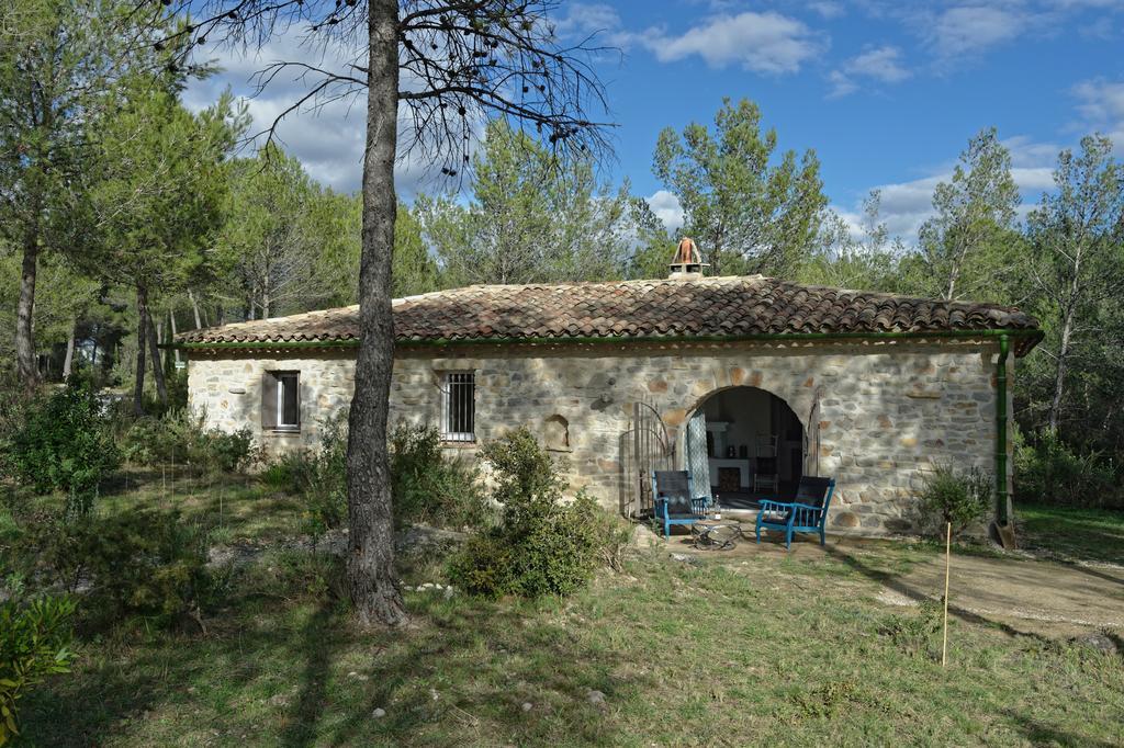 Les Lodges Du Pic Le Triadou Екстериор снимка
