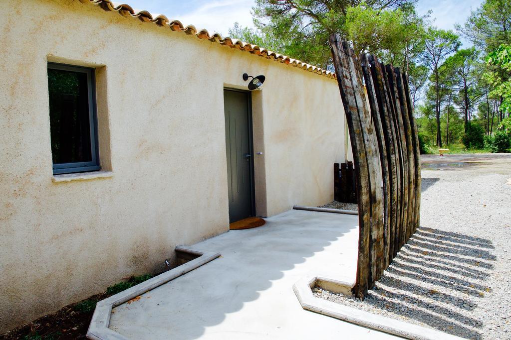 Les Lodges Du Pic Le Triadou Екстериор снимка
